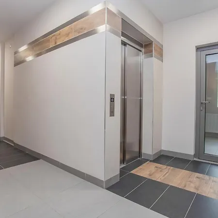 Urban Jungle - Grey Apartment Білосток Екстер'єр фото