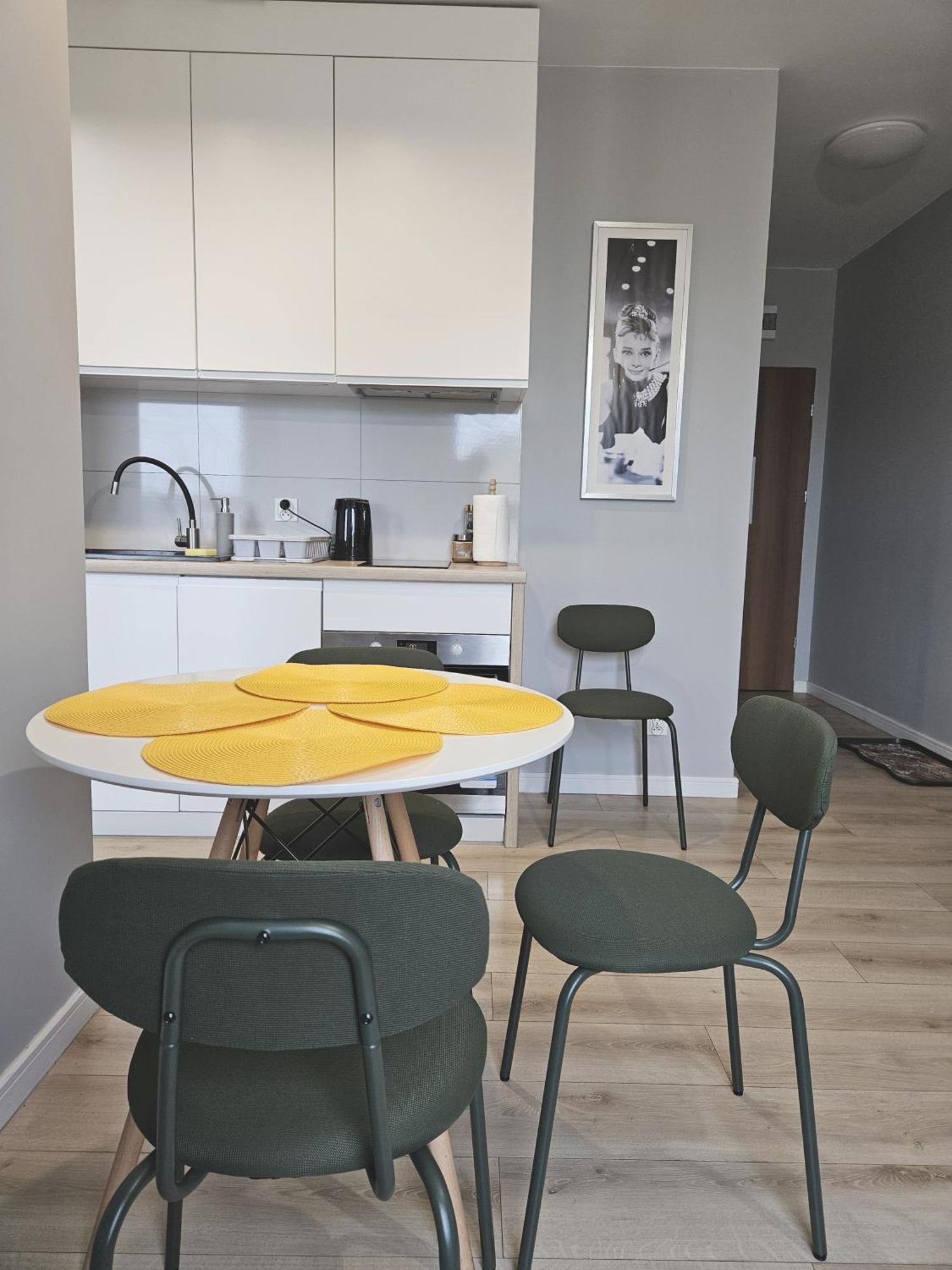Apartment Urban Jungle - Grey *